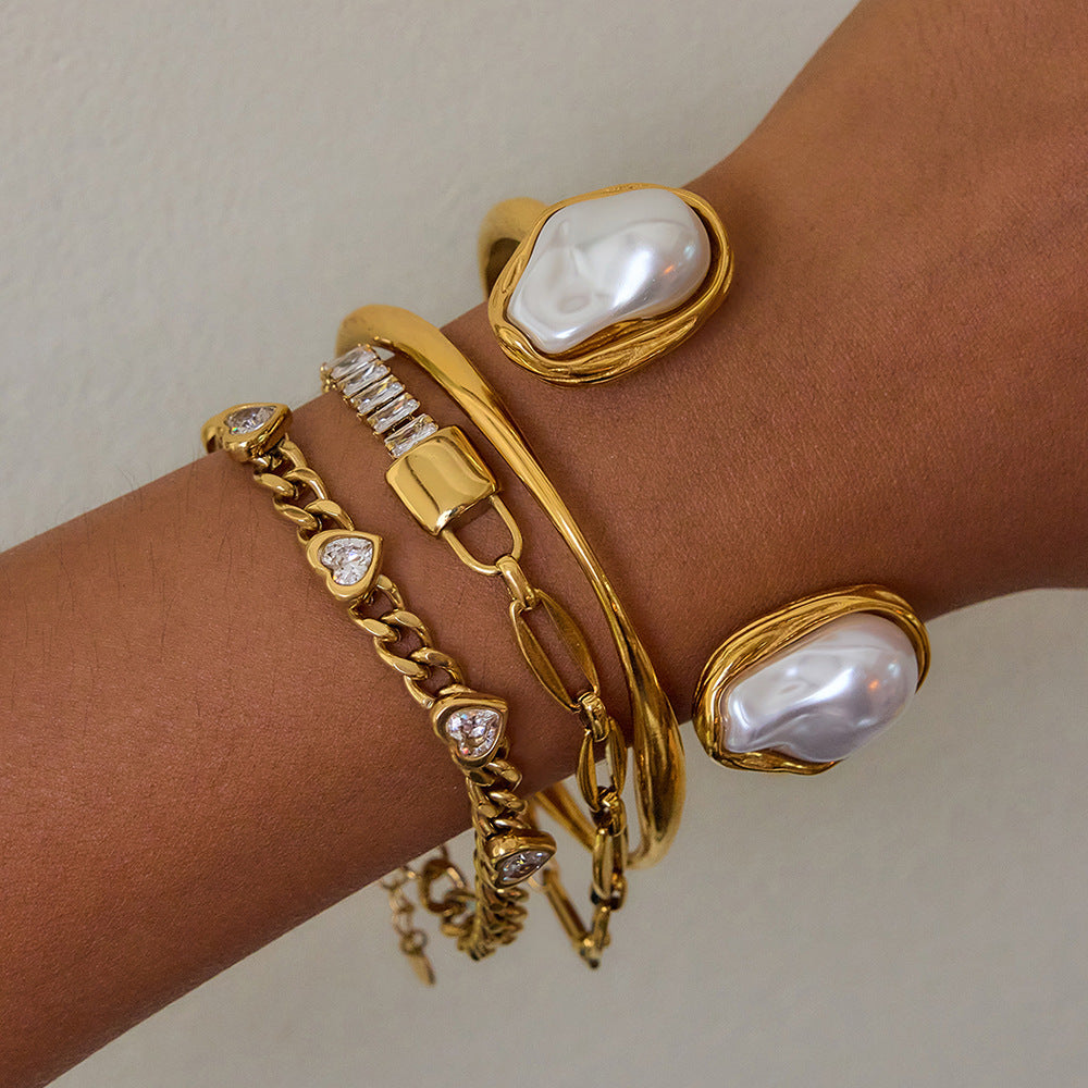 Set di bracciale e orecchini regolabili da donna con motivo minimalista di stelle, luna, nuvole e universo in acciaio al titanio placcato