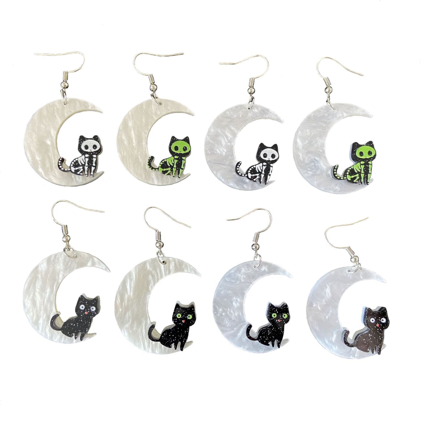 Orecchini in acrilico con gatto sulla luna di Halloween e design stampato per donna