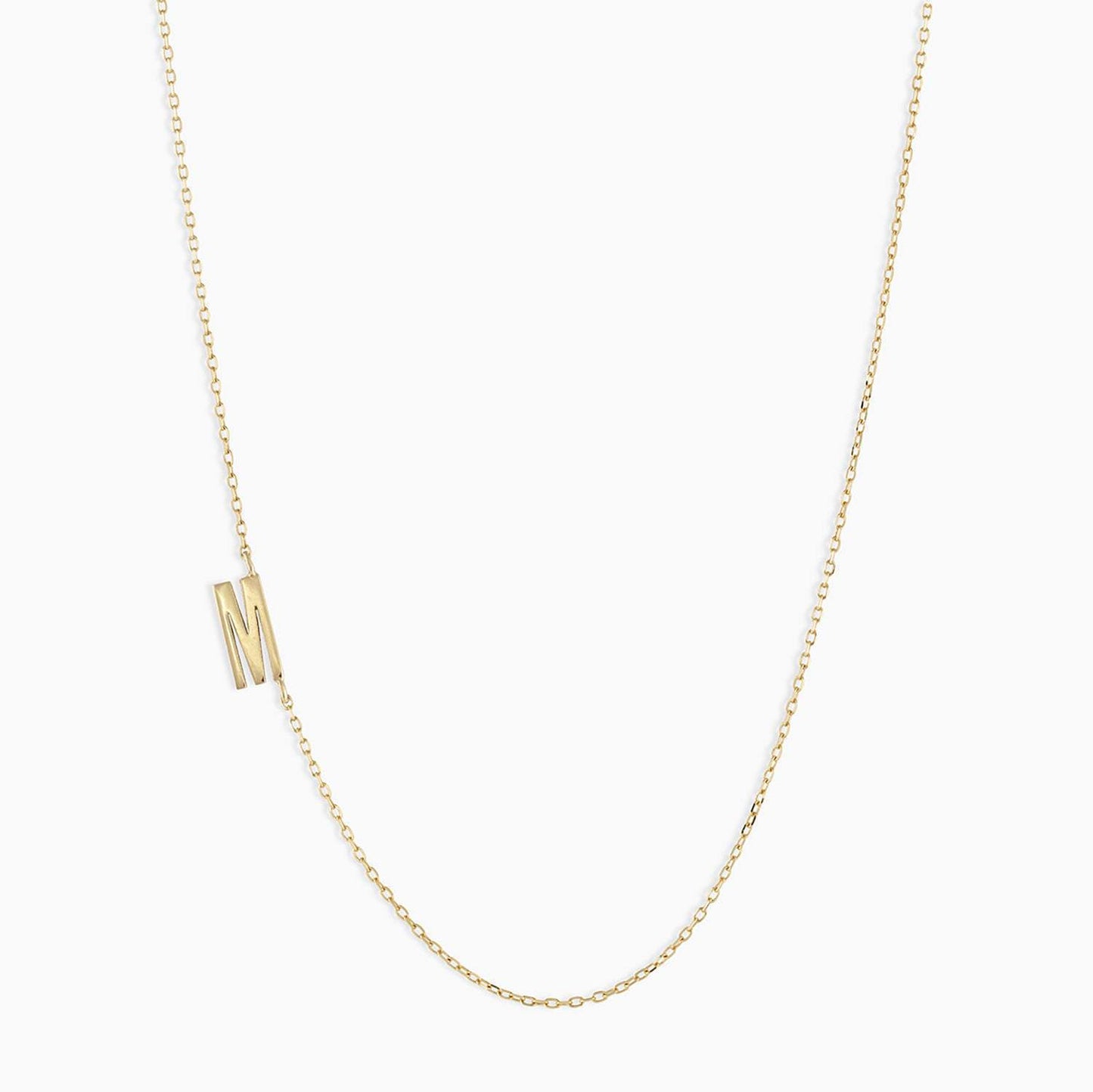 Collana con ciondolo a lettera maiuscola minimalista in acciaio inossidabile da donna con catena a maglie e finitura placcata