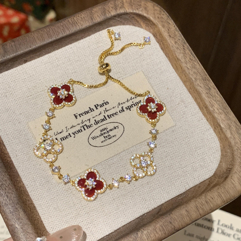 Sweet Elegant 18K Gold Plated Brass Geometric Floral Bracelet for Women