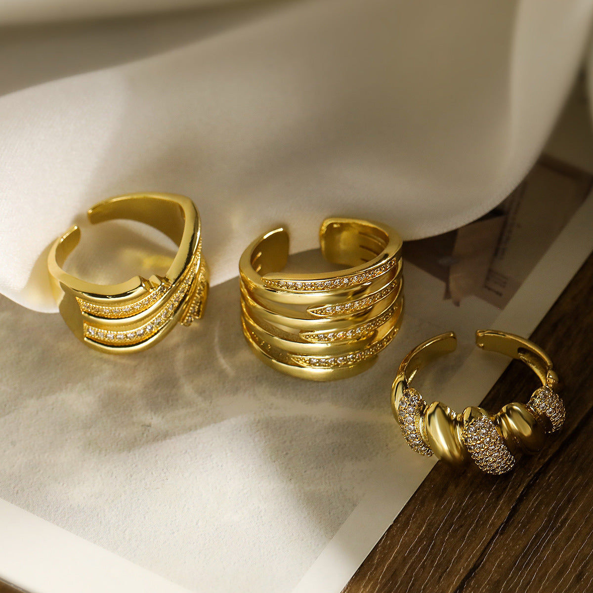 Minimalist Geometric Open Ring for Women Made of Brass with Micro-Pave Zirconia