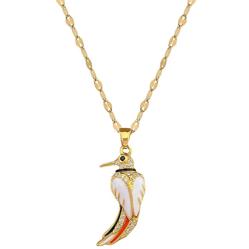 Collana da donna con ciondolo di lusso in smalto a forma di picchio in acciaio al titanio con forma geometrica e motivo a luna su catena a clavicola