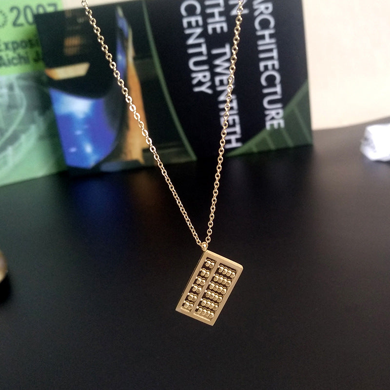 Minimalist Geometric Titanium Steel Rose Gold Plated O-Chain Necklace for Women with Square Pendant