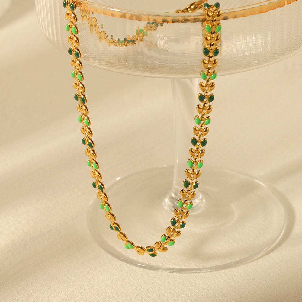 Collana Minimalista con Foglie d'Olivo in Acciaio al Titanio con Smaltatura e Finitura Placcata per Donna