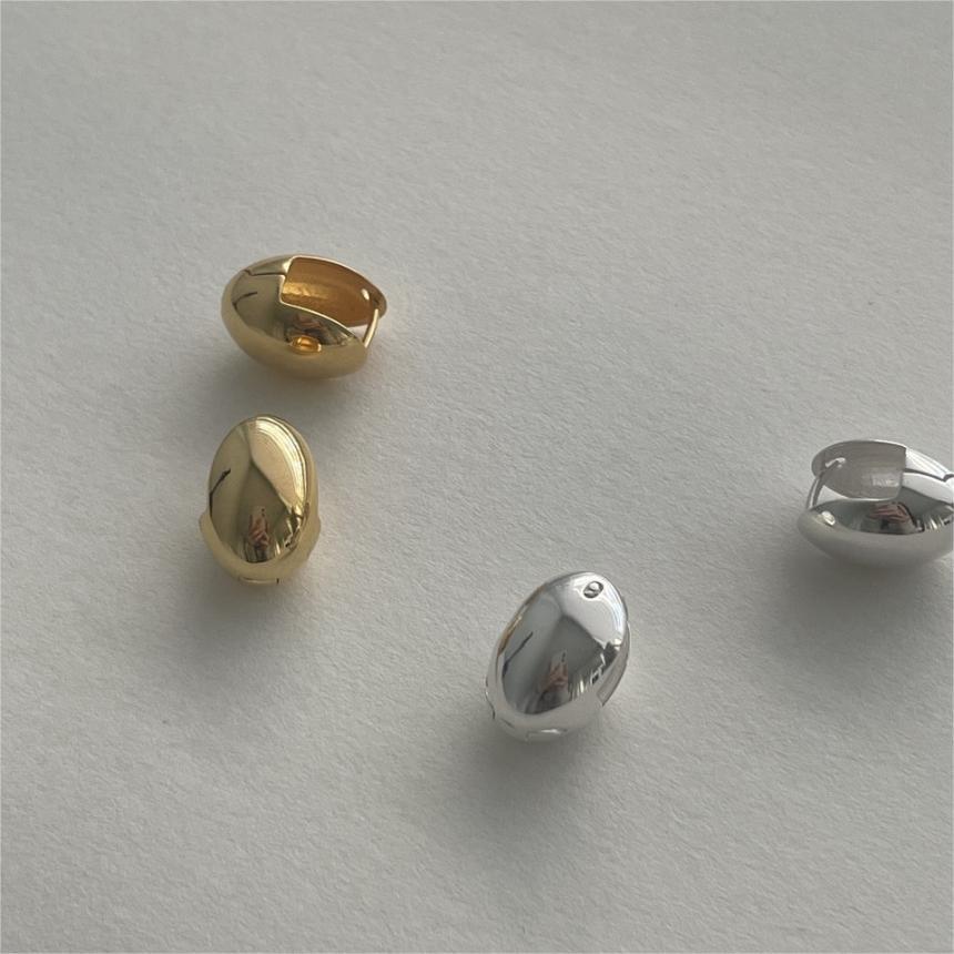 Minimalist Oval-Shaped 925 Sterling Silver Ear Clips with Plated Finish for Women