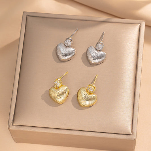 Pendientes minimalistas modernos de acero titanio con forma de corazón, chapados en oro auténtico, hipoalergénicos y elegantes, para mujer