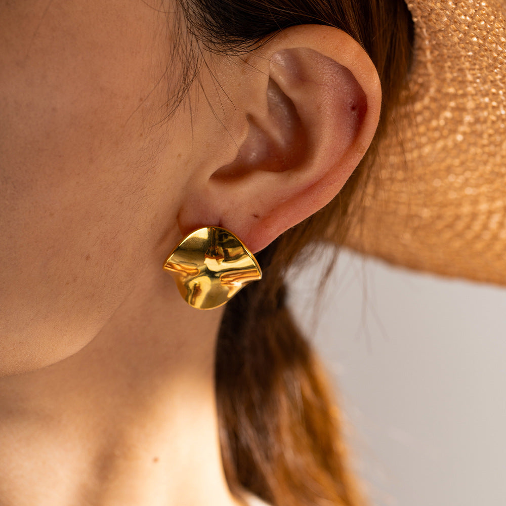 Geometric Stainless Steel Earrings with 18K Gold Plating, Textured Round Design, Elegant Women's Fashion Earrings