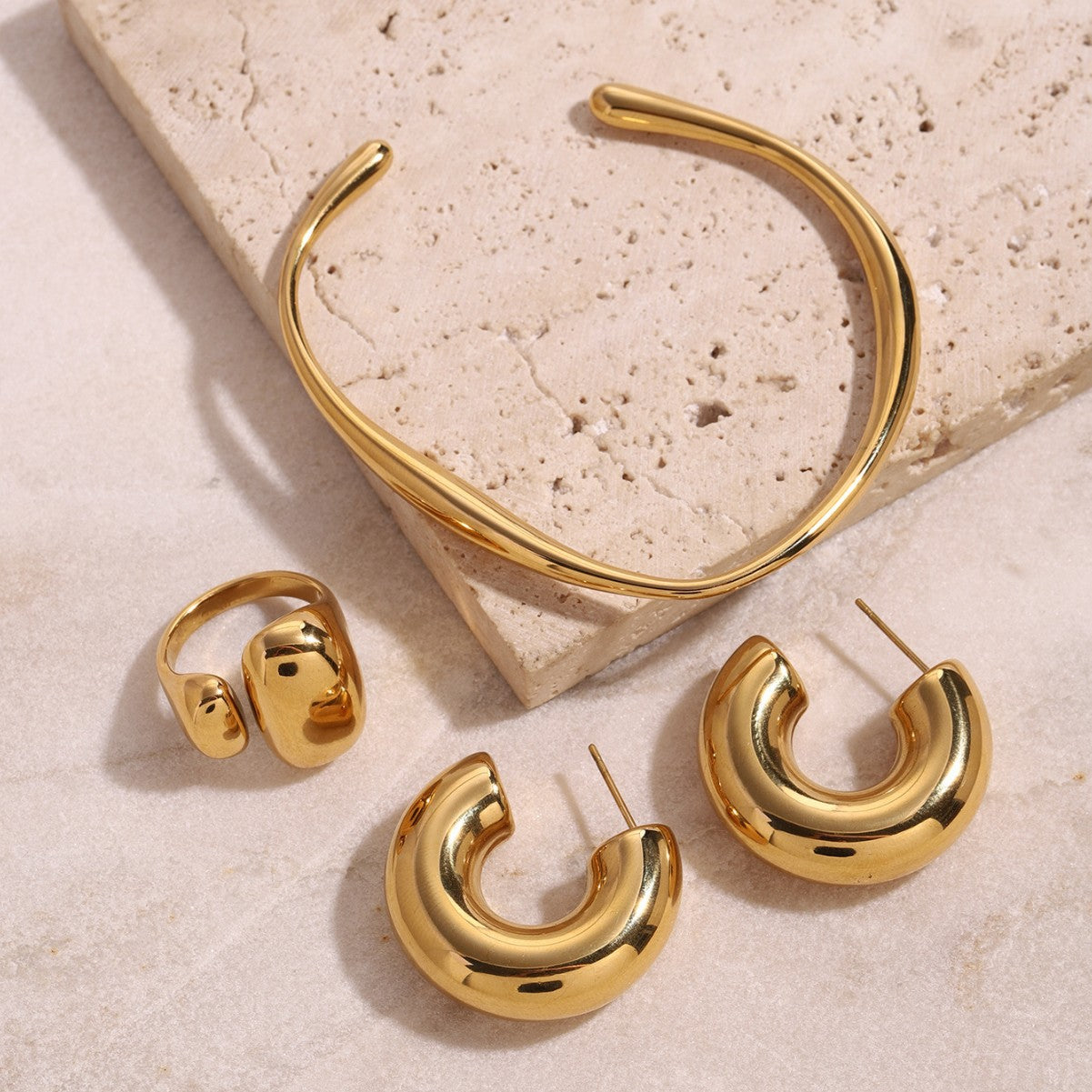 Minimalist 18K Gold Plated Geometric Oval Stainless Steel and Titanium Steel Jewelry Set for Women