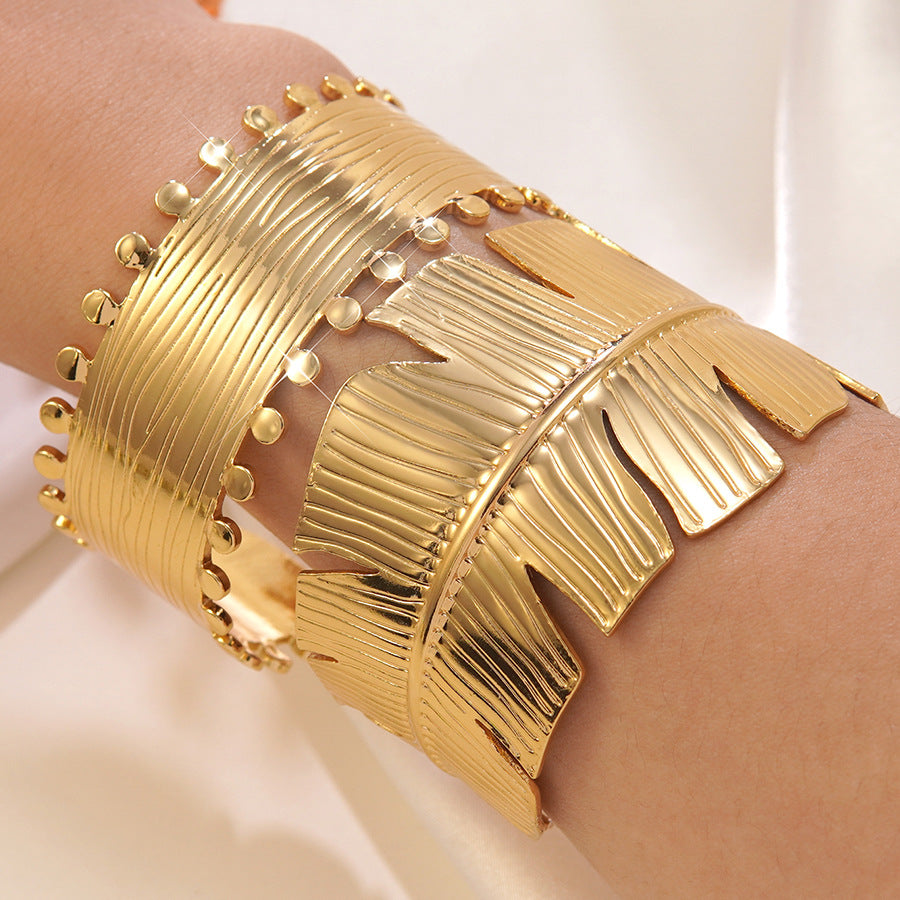 Minimalist Geometric Round Stainless Steel Open Cuff Bracelet