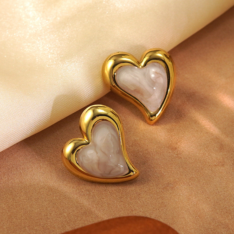 Orecchini da donna minimalisti in acciaio inossidabile con cuore smaltato a goccia