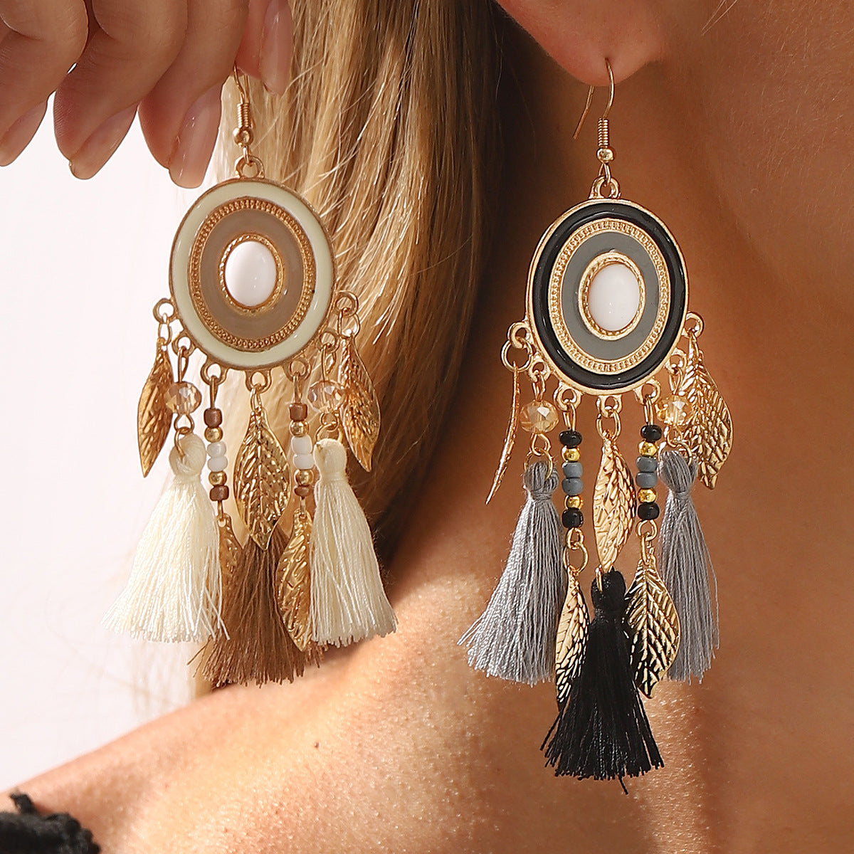 Pendientes bohemios vintage étnicos geométricos con borlas para mujer en aleación de zinc con acabado chapado