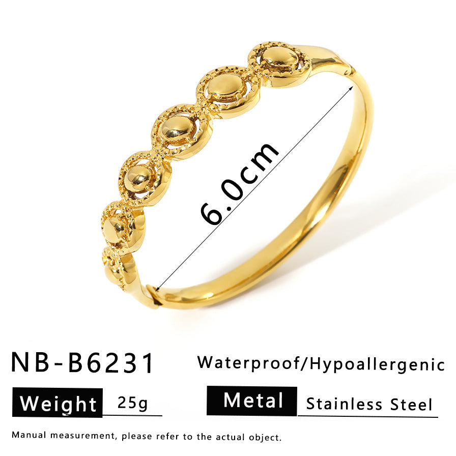 Bracciale Minimalista da Donna a Giunzione di Bambù Stellata in Acciaio Inossidabile con Placcatura Sottovuoto in Oro 18K Design Geometrico