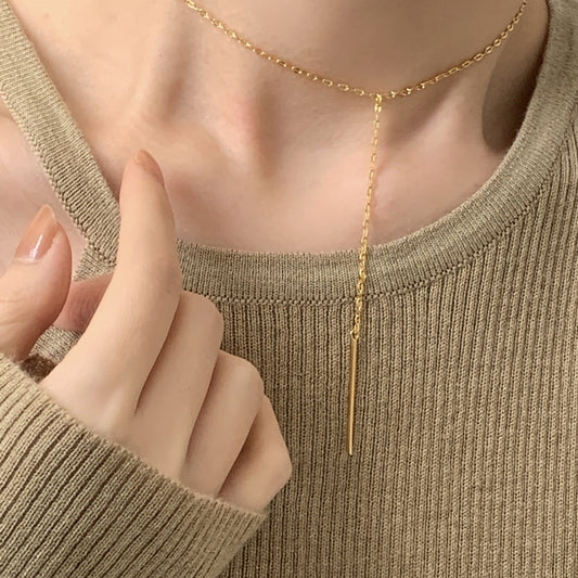 Bonito collar de labios geométricos de plata de ley 925 chapado en oro