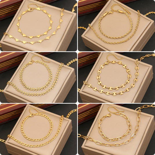 Juego de collar con colgante de acero inoxidable chapado con forma de corazón elegante para mujer