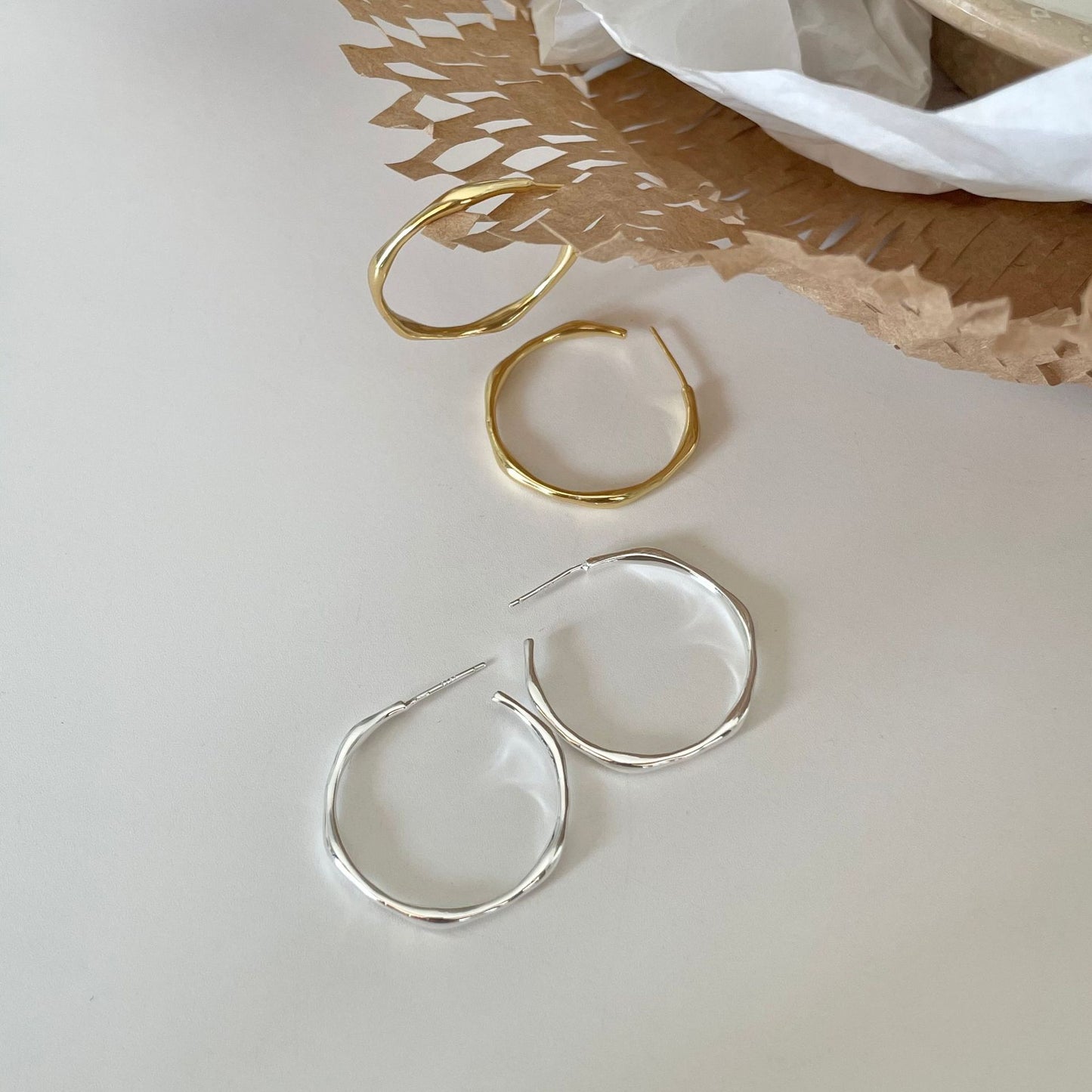 Orecchini a Cuore Geometrici Minimalisti in Argento Sterling 925