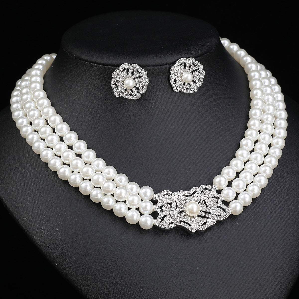 Floral Pearl Necklace Set with Rhinestone Accents for Women Including Necklace Bracelet and Earrings