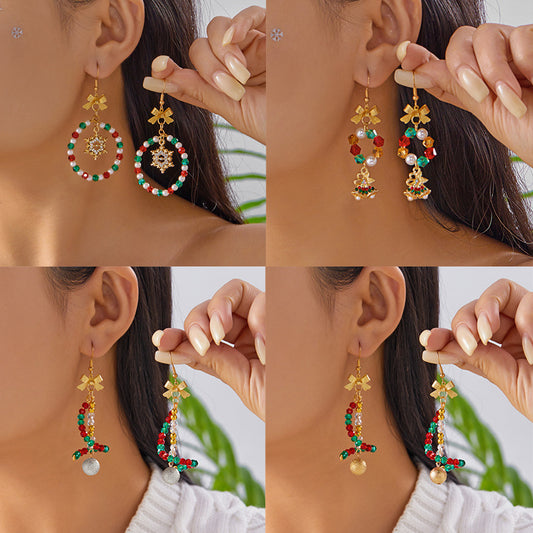 Aretes colgantes de Navidad con forma de estrella y campana para mujer, de aleación con acabado galvanizado, con motivos festivos de copos de nieve y árboles