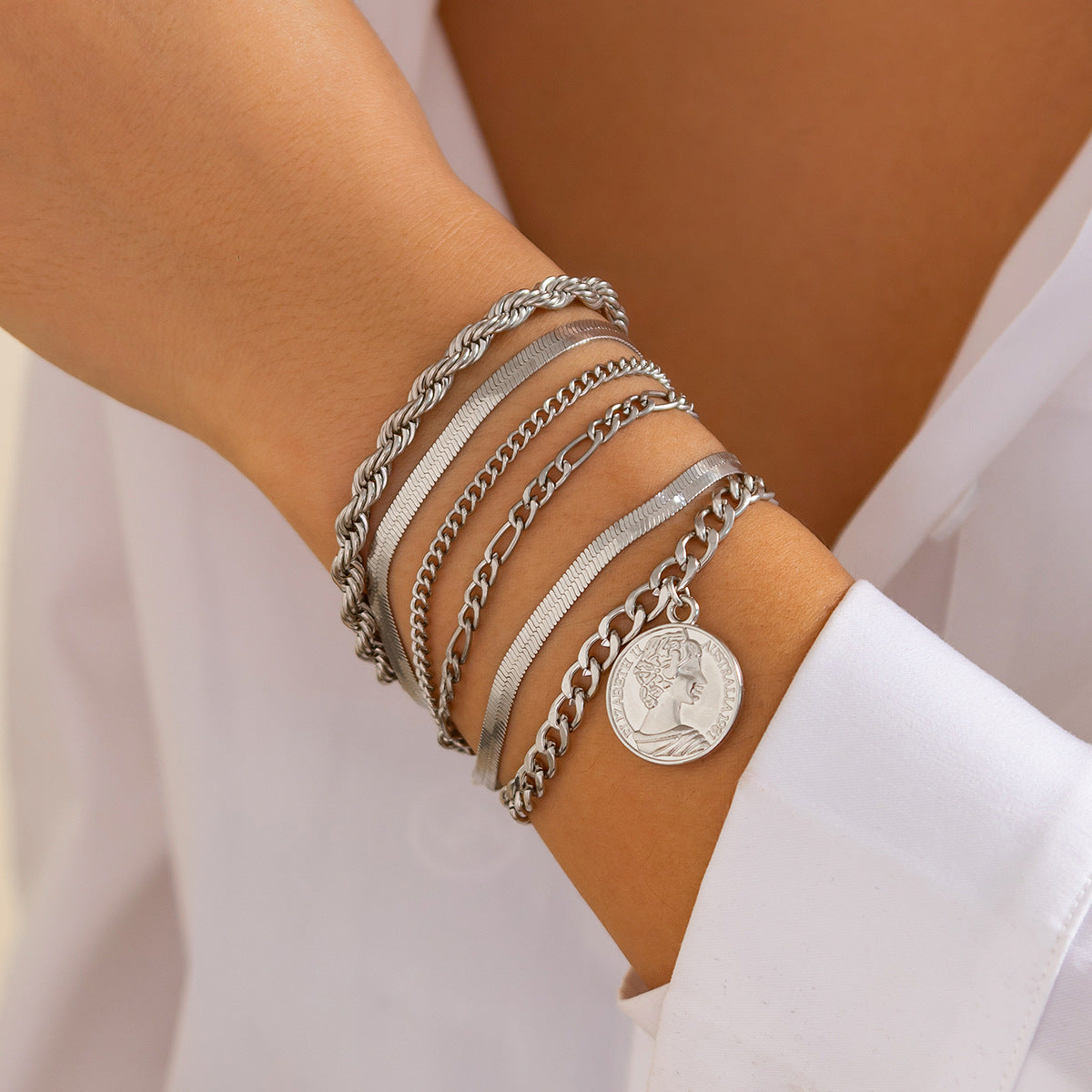 Minimalist Geometric Pearl-Style Beaded Bracelet Set with Tassel and Chain Accents for Women