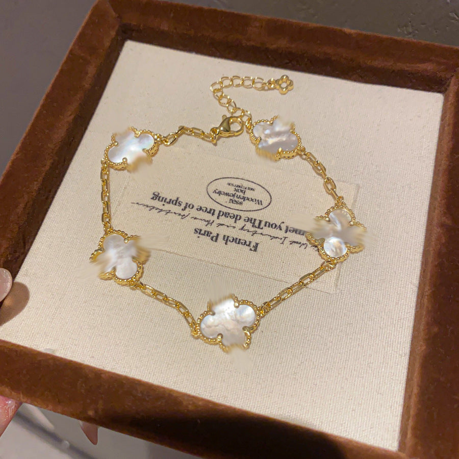 Sweet Elegant 18K Gold Plated Brass Geometric Floral Bracelet for Women