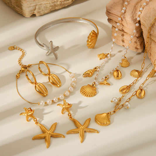 Collana Pendente Stella Marina Minimalista con Catena in Acciaio Inossidabile e Dettagli in Perle da Donna