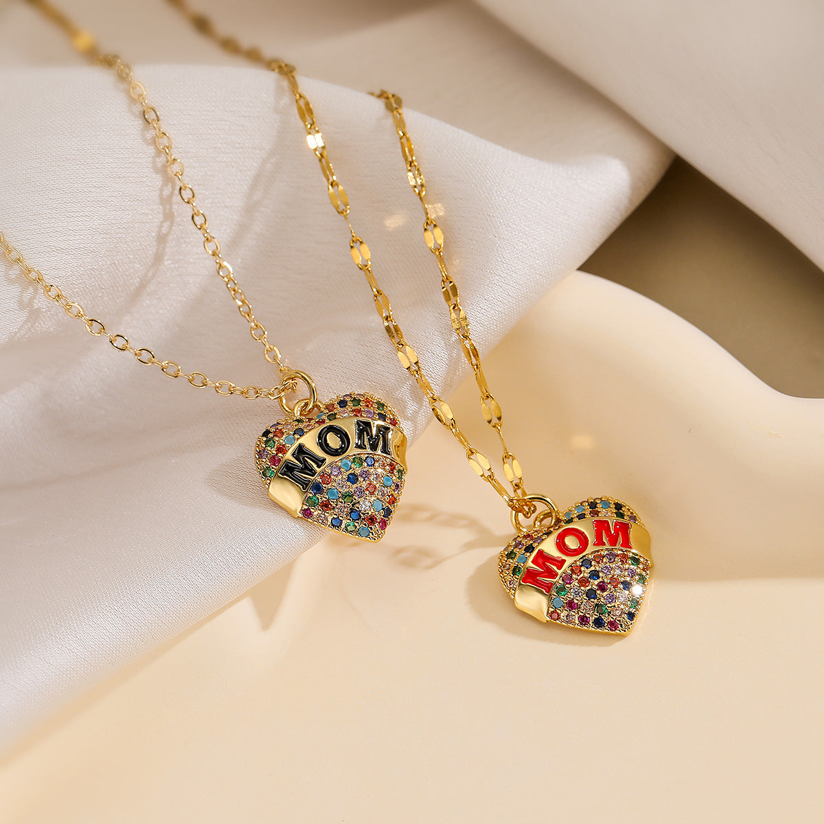 Minimalist Heart-Shaped Copper Pendant Necklace with 18K Gold Plating and Zircon Accents for Women