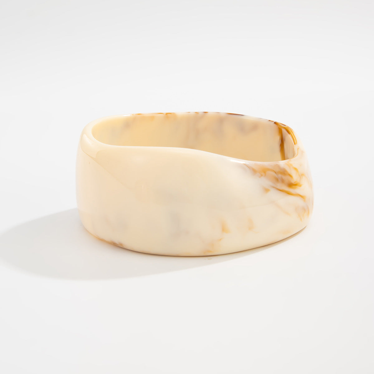 Bracciale Vintage A Polsino Largo Incrociato In Lega Con Finitura A Specchio E Design Geometrico Irregolare