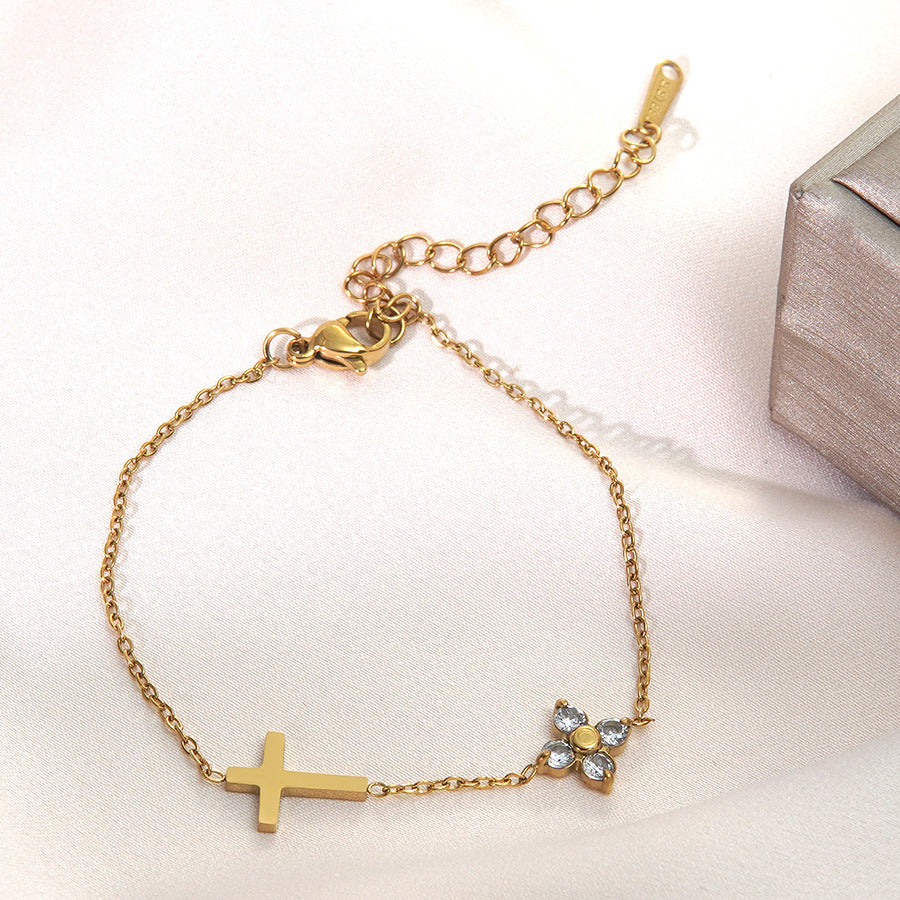 Bracciale da donna in Acciaio Inossidabile Placcato, Elegante, Minimalista, a Croce Floreale con Zirconi Cubici