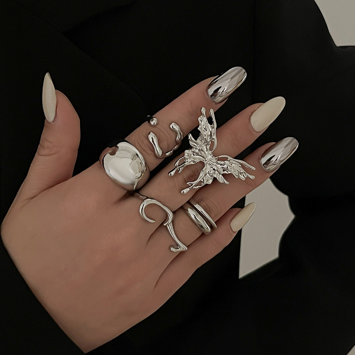 Minimalist Geometric Butterfly Plated Zinc Alloy Ring Set for Women