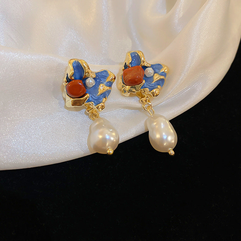 Chic Vintage Pearl Stud Earrings with Floral Bow Leaf Diamond Drop Geometric and Animal Motifs in Steel Posts