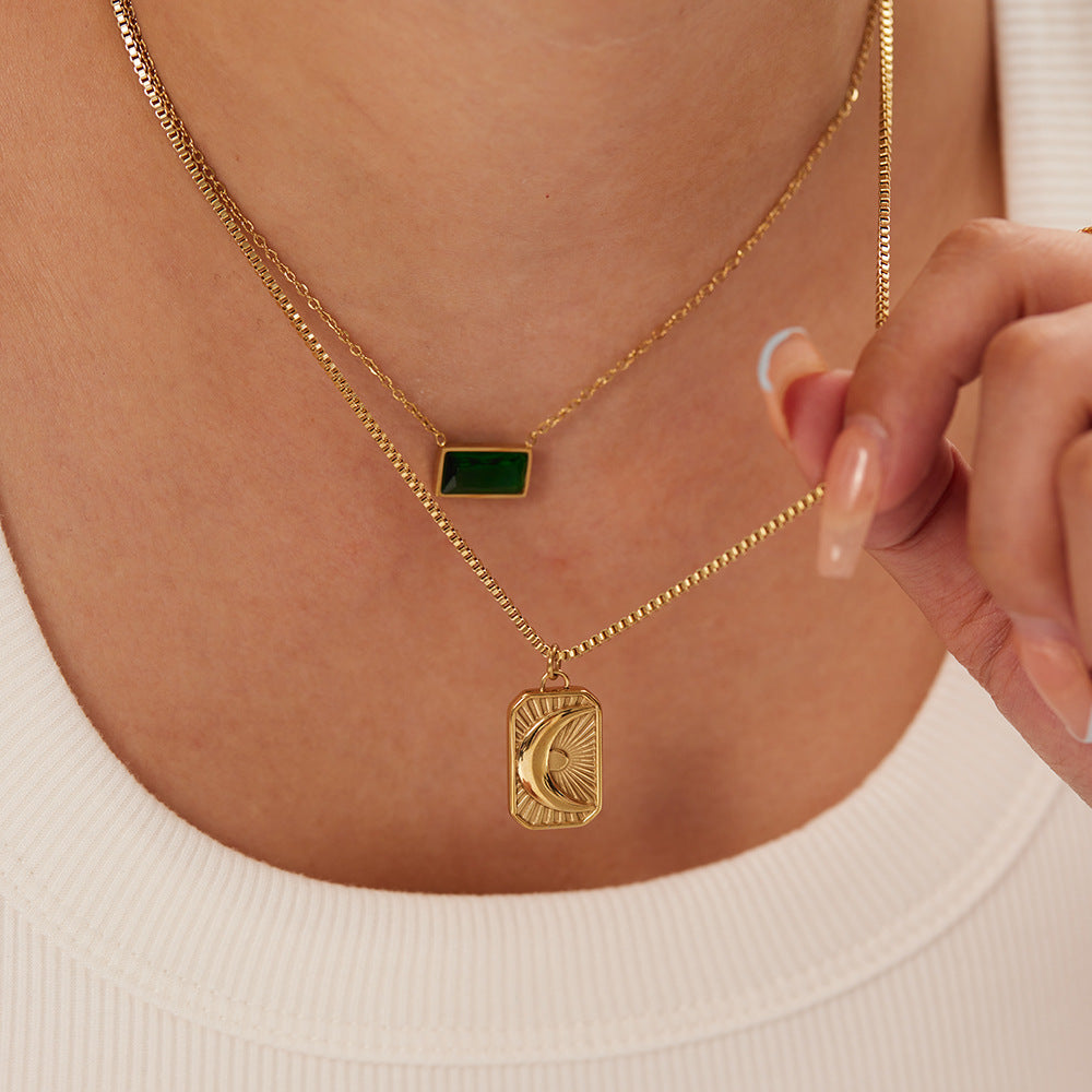 Collana Minimalista con Ciondolo Luna e Sole in Acciaio Inox Geometrico a Doppio Strato con Catena a O per Donna