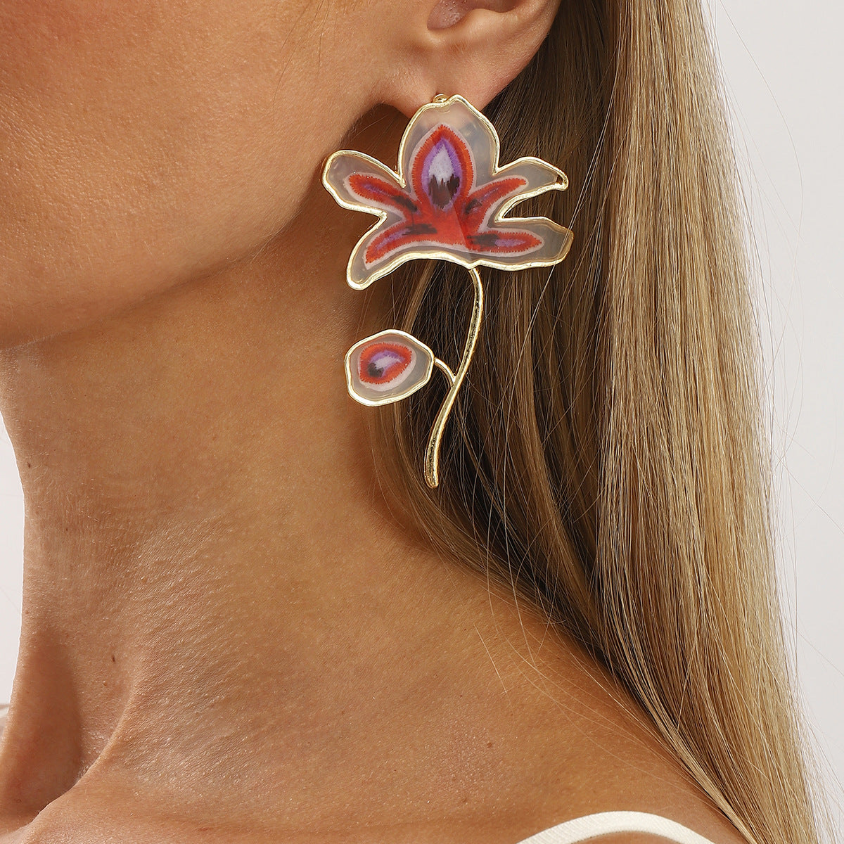 Minimalist Floral Geometric Zinc Alloy Earrings with Enamel Finish for Women