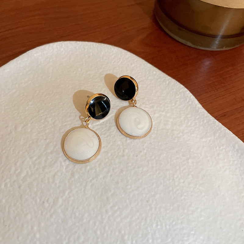 Vintage Geometric Earrings with Enamel Finish in Copper Base and Steel Posts for Women