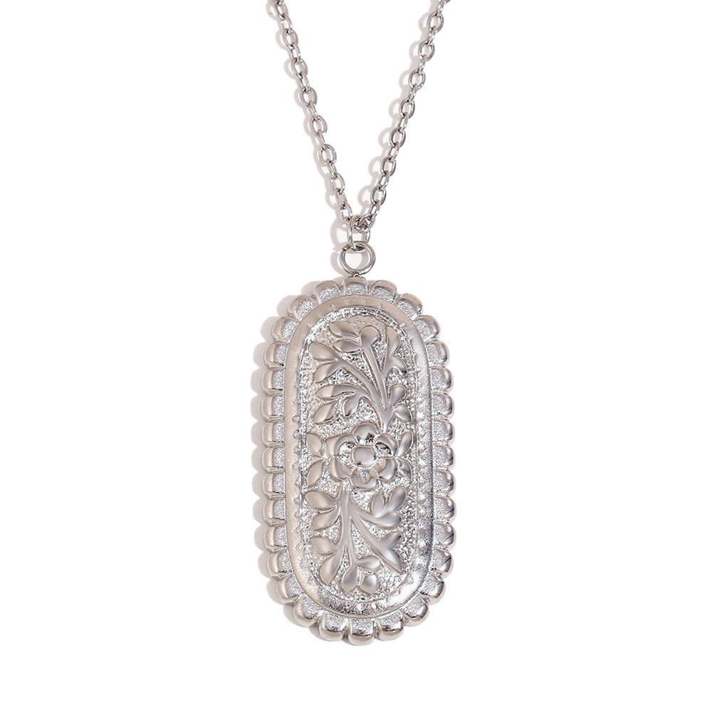 Vintage-Style Oval Embossed Necklace for Women with Stainless Steel Chain and Titanium Steel Pendant, Electroplated with 18K Gold