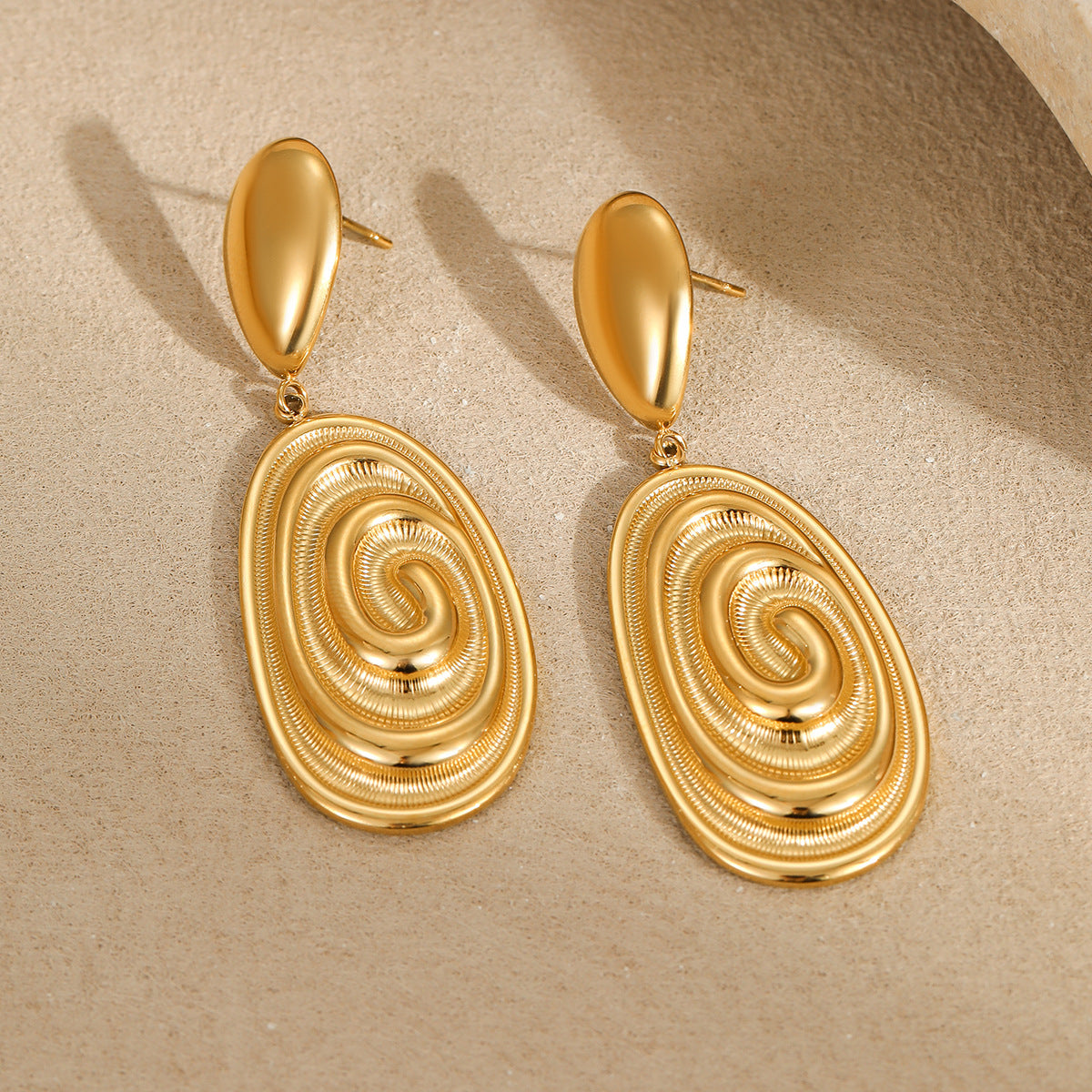 Orecchini da donna ovali a forma di conchiglia in stile vintage francese, in acciaio inossidabile con finitura galvanizzata e design a trama irregolare