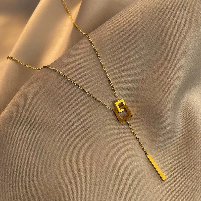 Minimalist Geometric Titanium Steel Pendant Necklace with Plated Finish O-Chain for Women