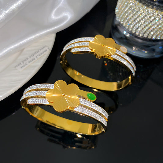 Elegant Vintage Sweet Floral Micro-Paved Cubic Zirconia Titanium Steel Plated Bracelet