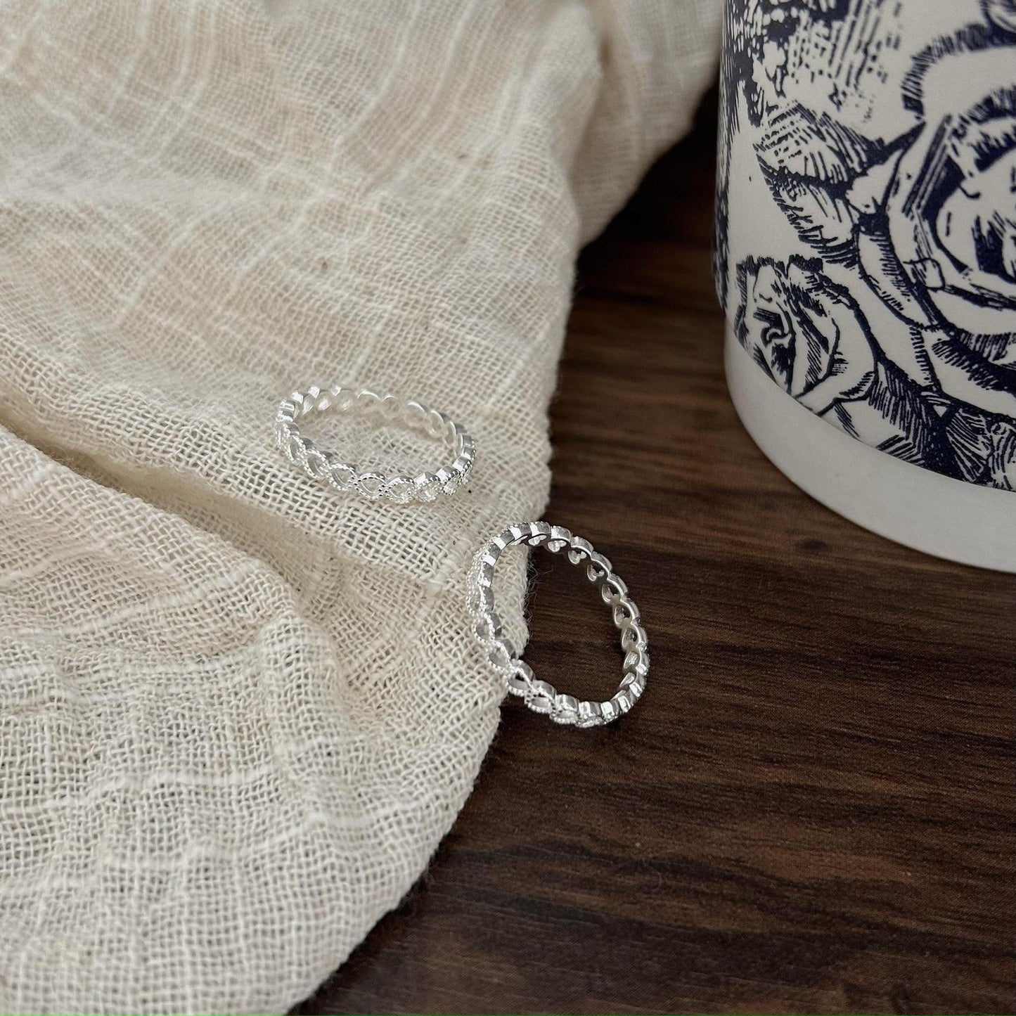 Dulce Anillo Geométrico Corazón Minimalista de Plata de Ley 925 para Mujer