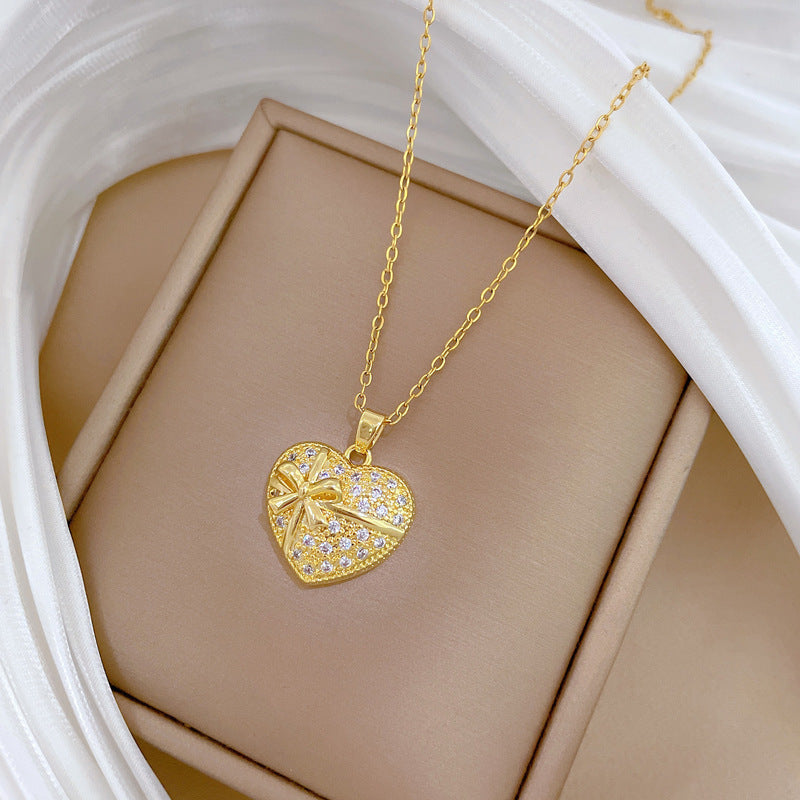 Elegant Heart and Floral Pendant Necklace for Women with Full Rhinestone Accents on Titanium Steel Chain