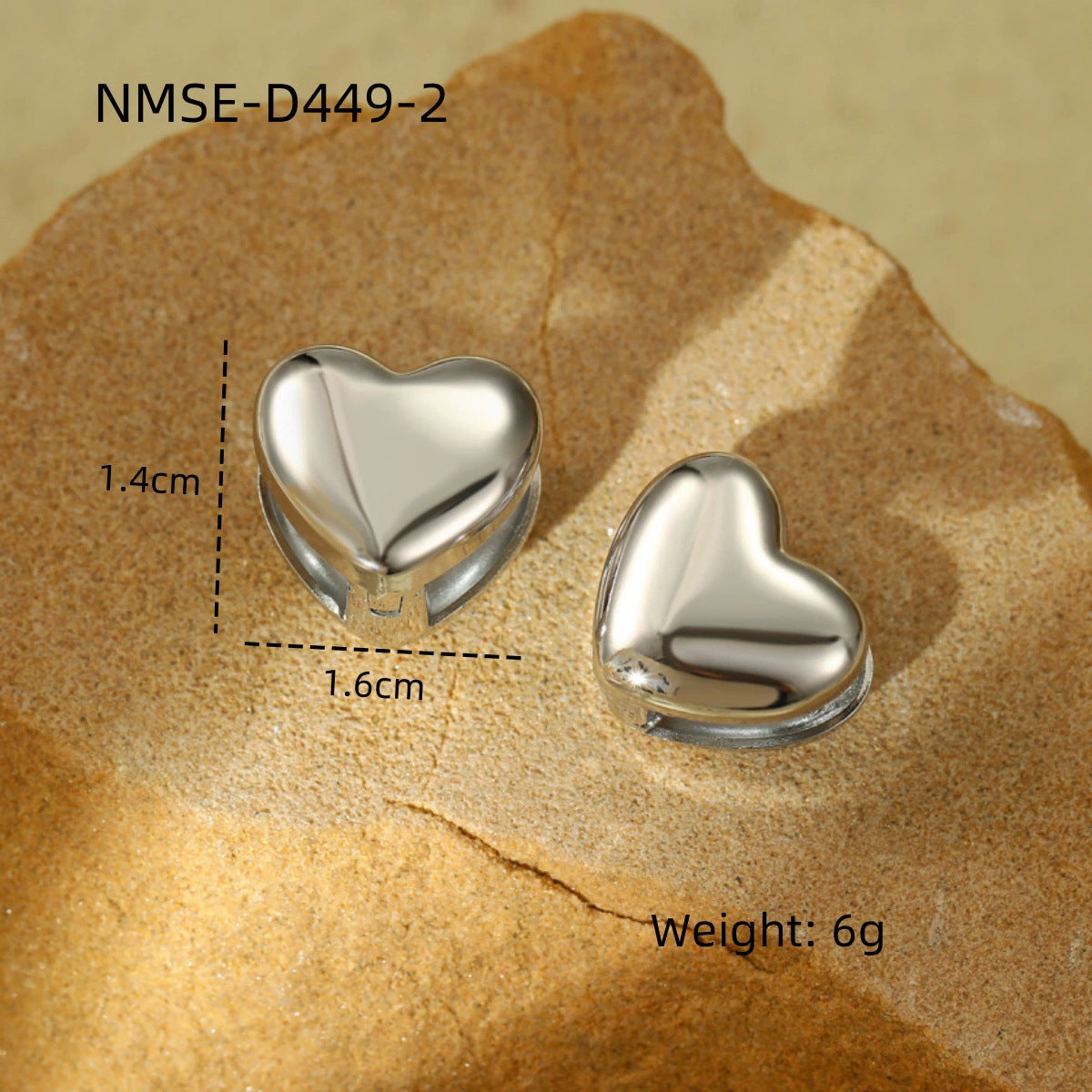 Orecchini a perno da donna in acciaio inossidabile a forma di cuore, minimalisti ed eleganti, con finitura placcata