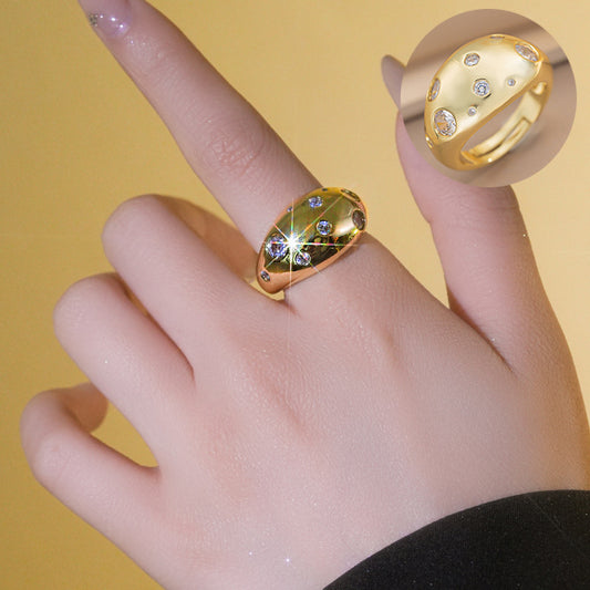Minimalist Geometric Copper Ring with Zircon Inlay for Women and Men, Gold-Plated 18K Luxury Fashion Accessory