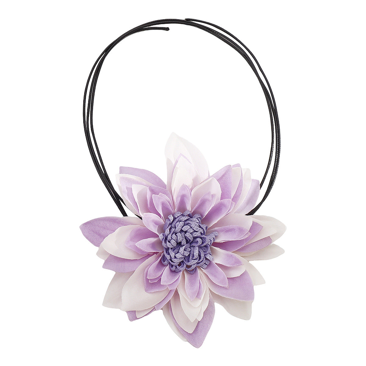 Collar floral de verano con flores de tela hechas a mano en cordón de cuero trenzado para mujer