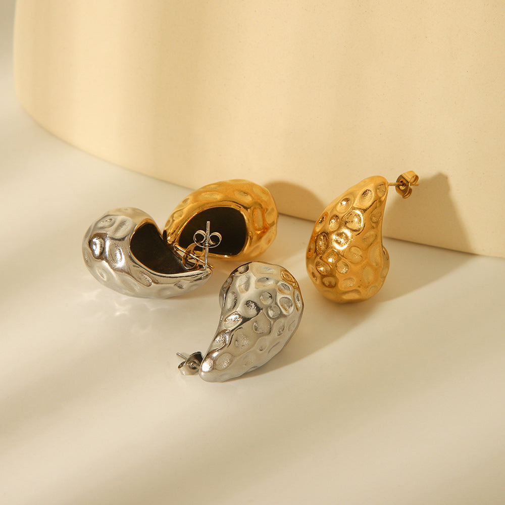 Pendientes modernos de lava para mujer de acero inoxidable chapado en oro de 18 quilates con textura geométrica martillada
