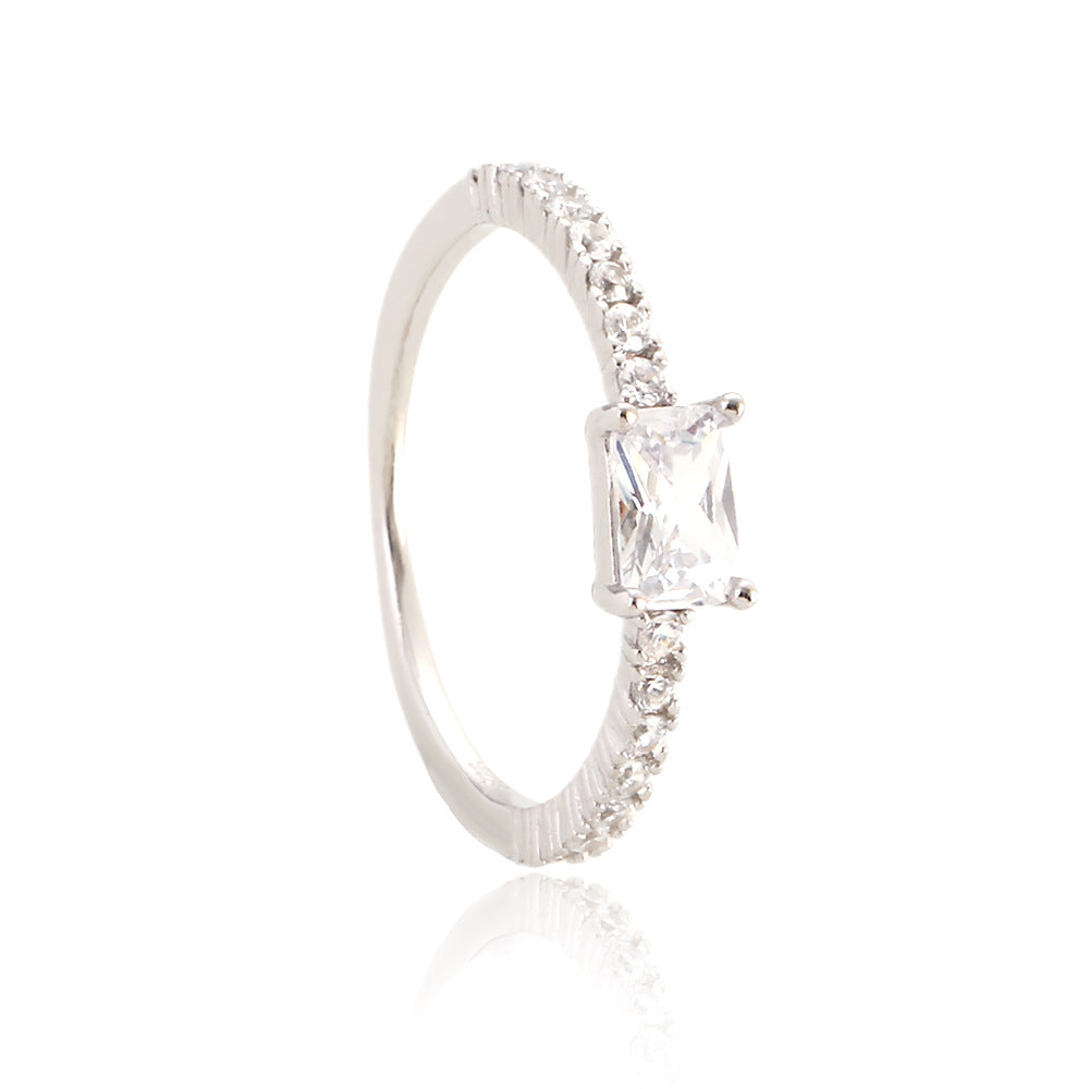 Anello da donna di lusso geometrico quadrato in argento sterling S925 con intarsio di zirconi