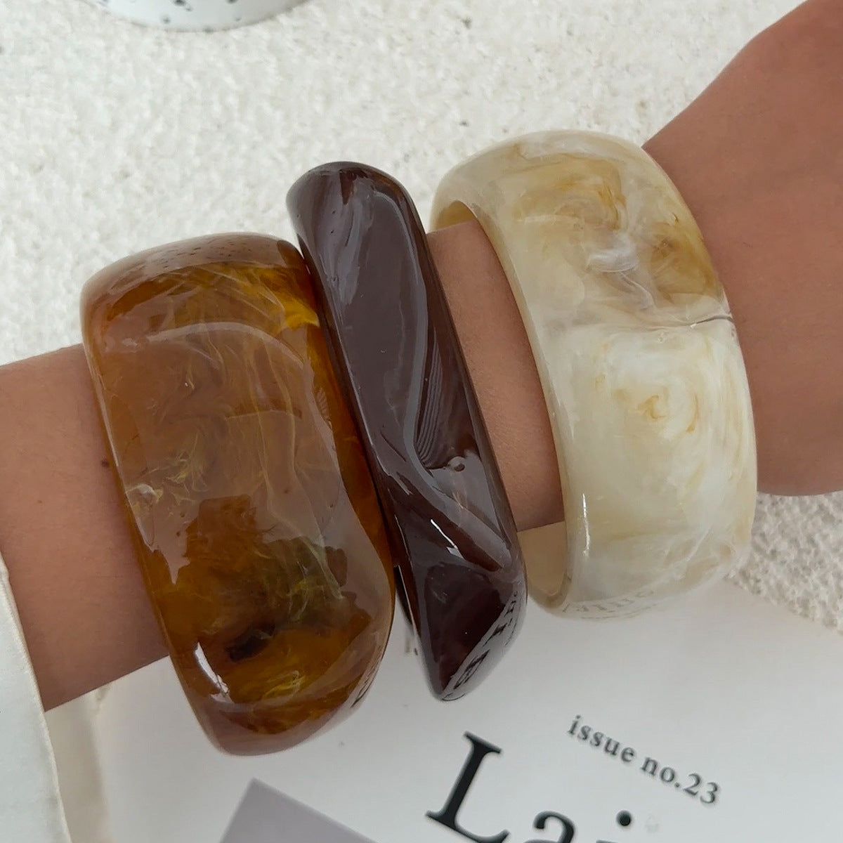 Vintage Geometric Gradient Resin Cuff Bracelet