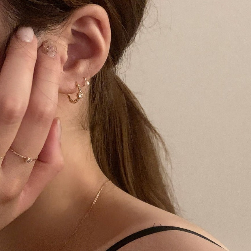 Orecchini da donna minimalisti a goccia in argento sterling 925 con intarsio di perle