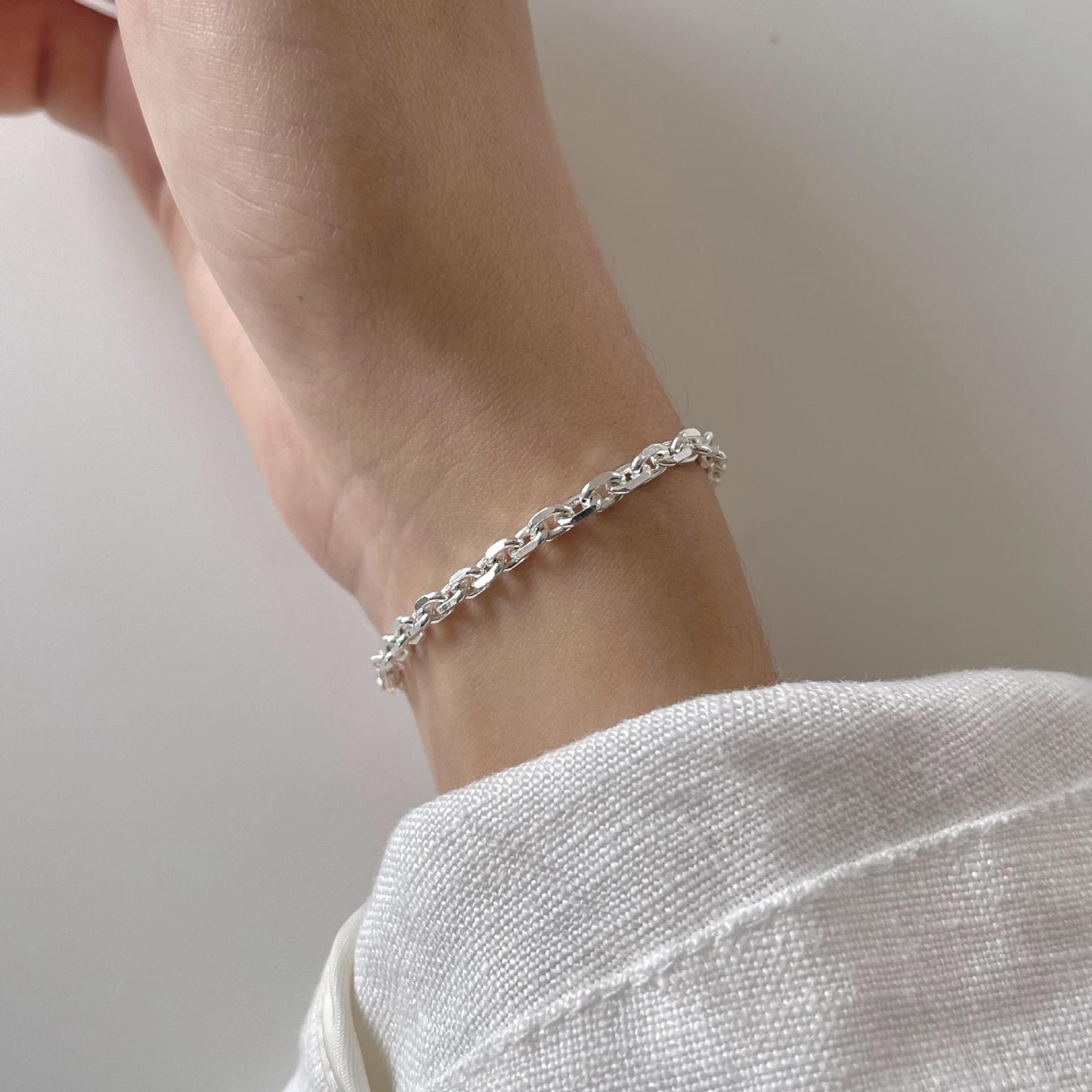 Natural Fresh Sweet Star-Shaped S925 Sterling Silver Plated Bracelet with Link Chain