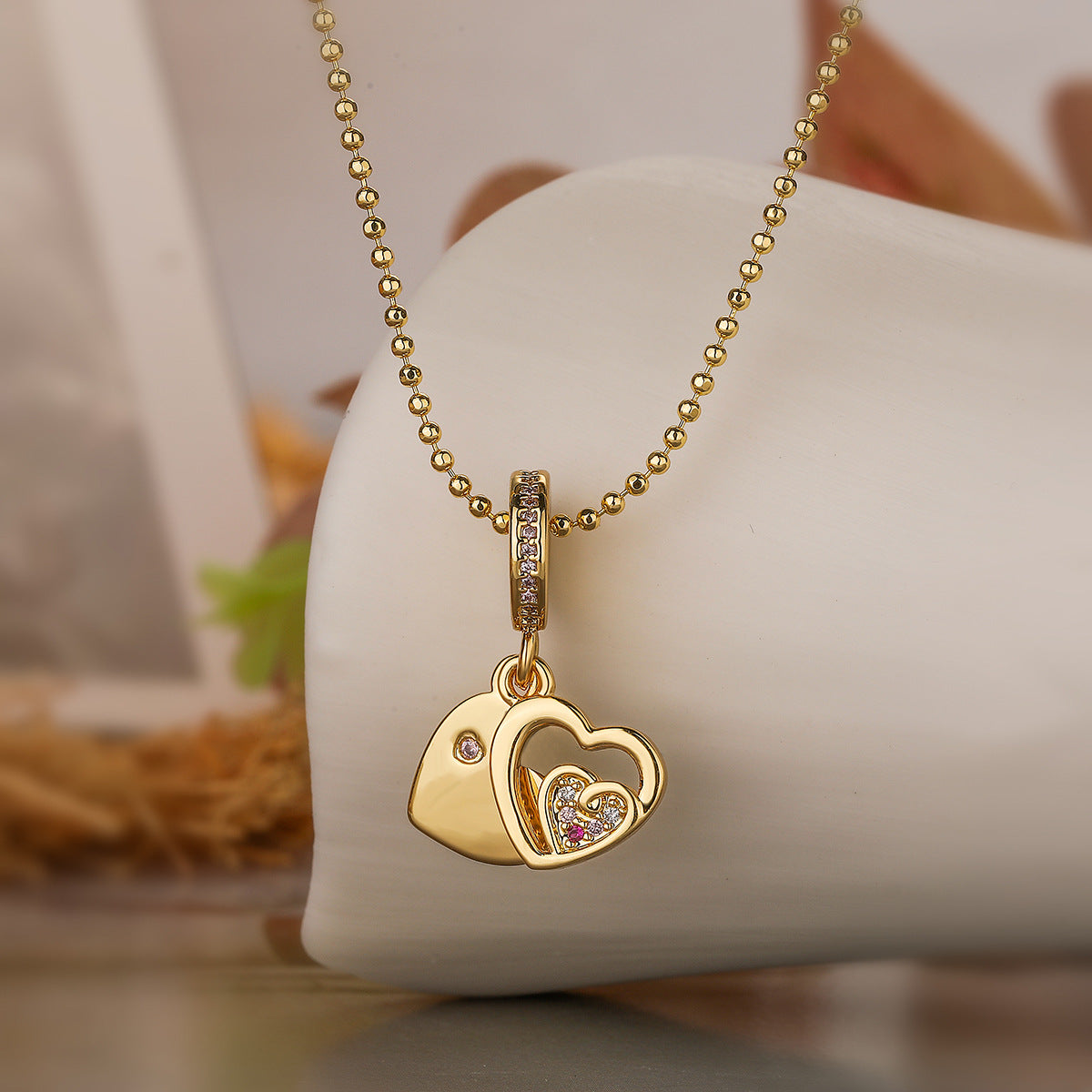 Minimalist Heart-Shaped Copper Pendant Necklace with Gold Plating and Enamel Finish for Women