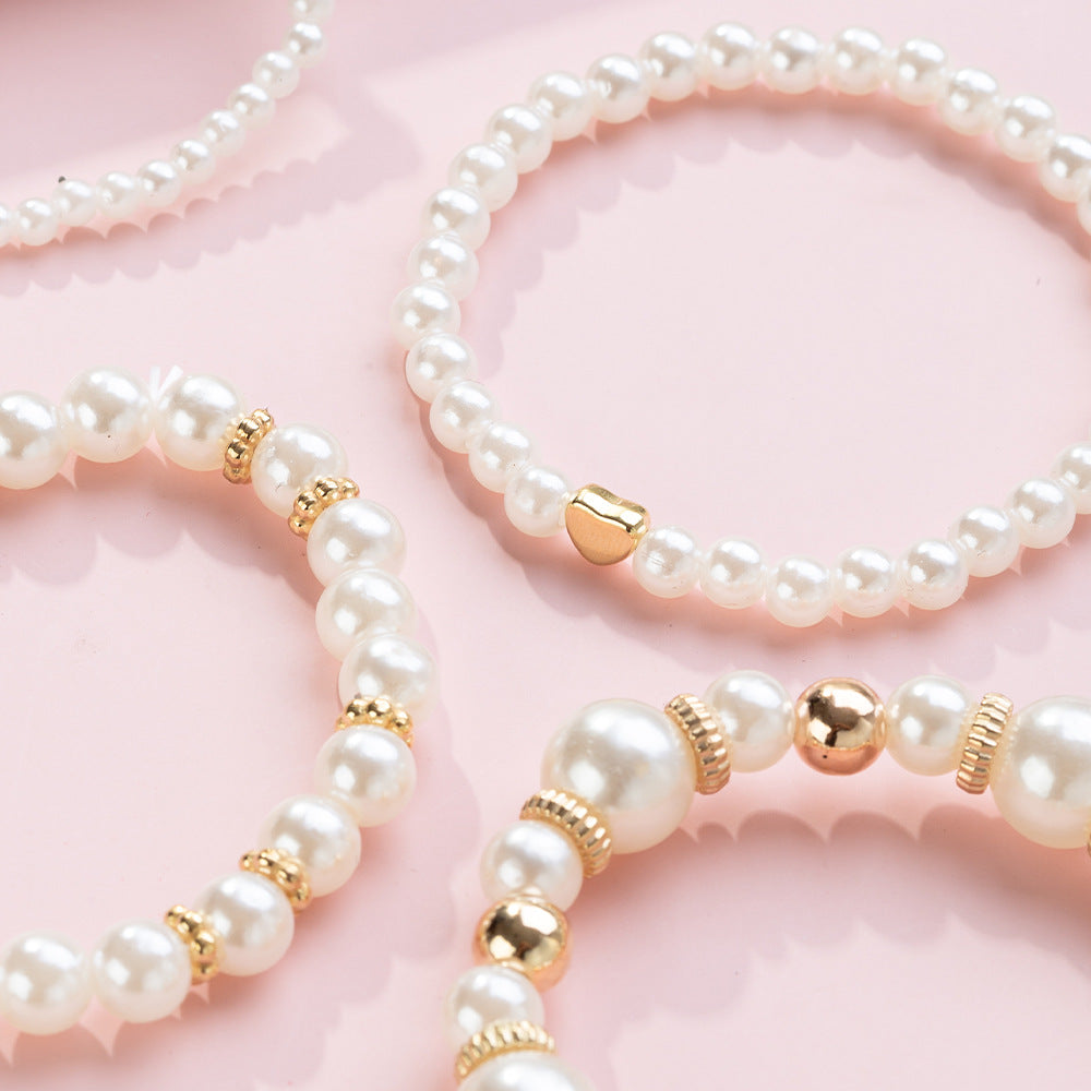 Set di Braccialetti con Perle Sintetiche a Cuore e Charm a Barra per Bambine