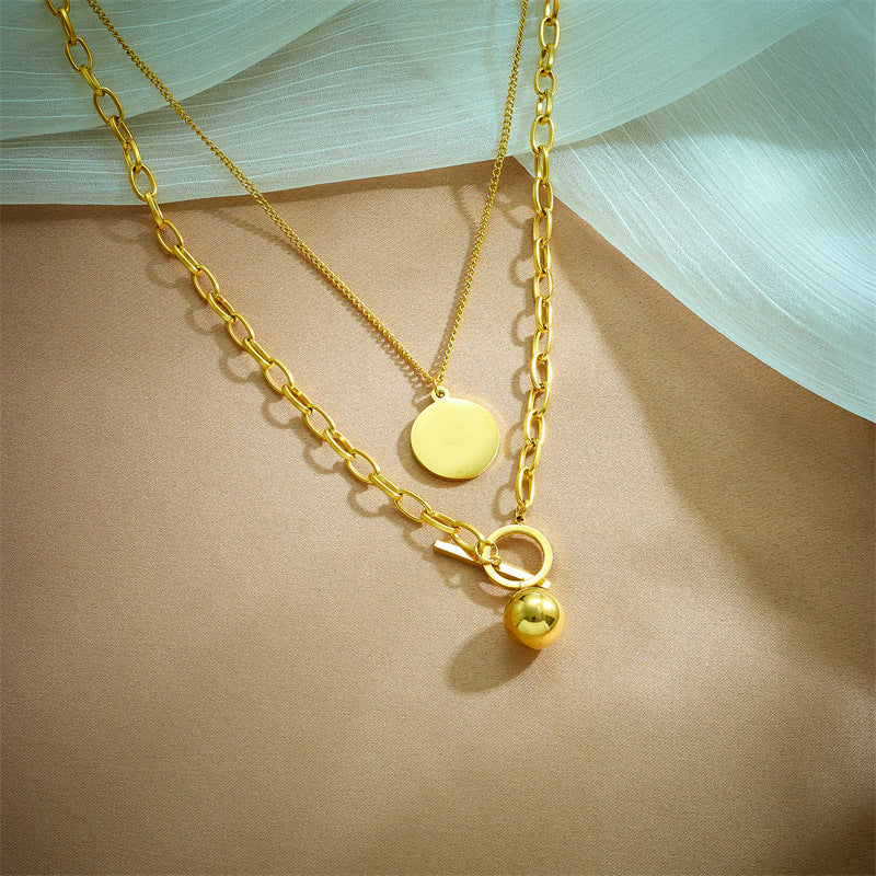 Minimalist Vintage Geometric Titanium Steel Pendant Necklace with Engraved Portrait Design for Women