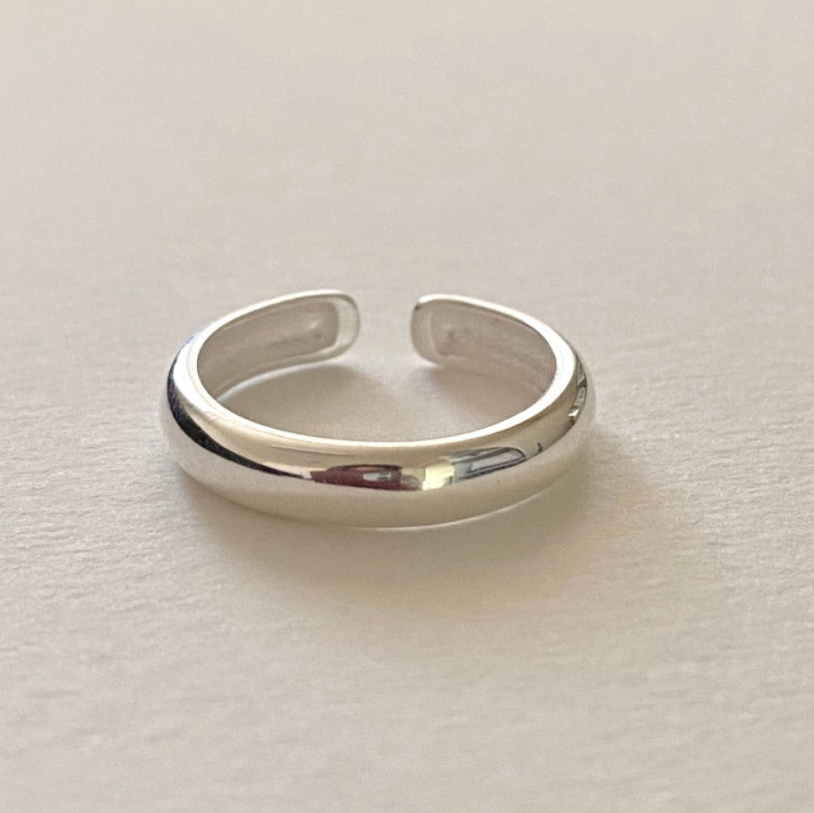 Minimalist Irregular Geometric Shape S925 Sterling Silver Ring for Women with Smooth Polished Finish
